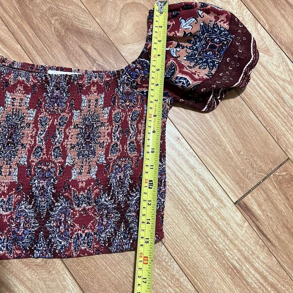 Hint of Mint Cropped Blouse Size M Red Burgundy Printed Puff Sleeve Cottage Boho - Picture 5 of 5